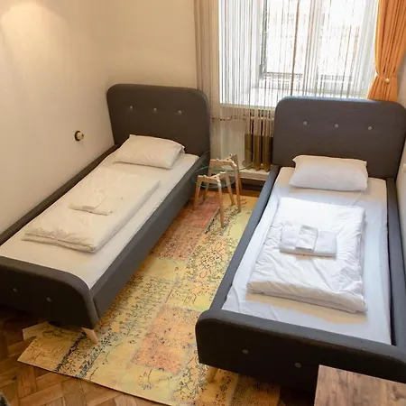 Hostel Babushka Grand Odesa